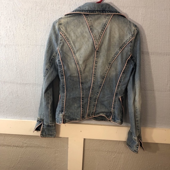 Women’s XS/S Denim Jacket Pink Detail Front Pockets 100% Cotton Semi Distressed - Picture 11 of 12